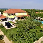 Luka Biograd - Apartamento