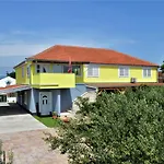 Luka Biograd -