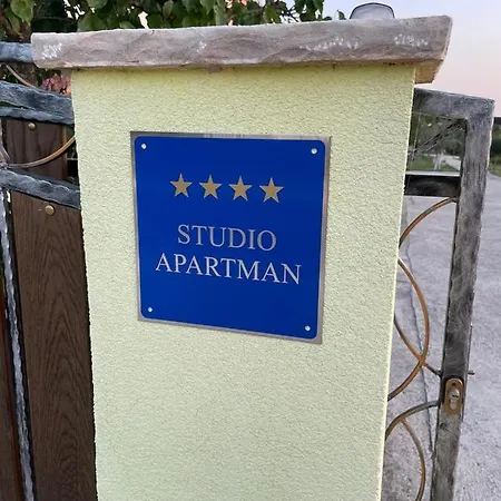 Luka Biograd - * Benkovac