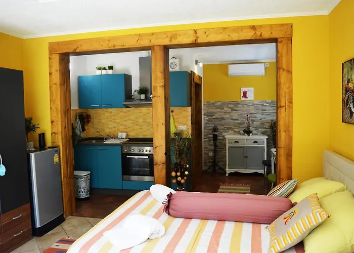 Luka Biograd - * Benkovac