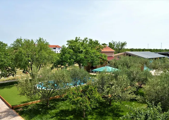 Διαμέρισμα Luka Biograd - *