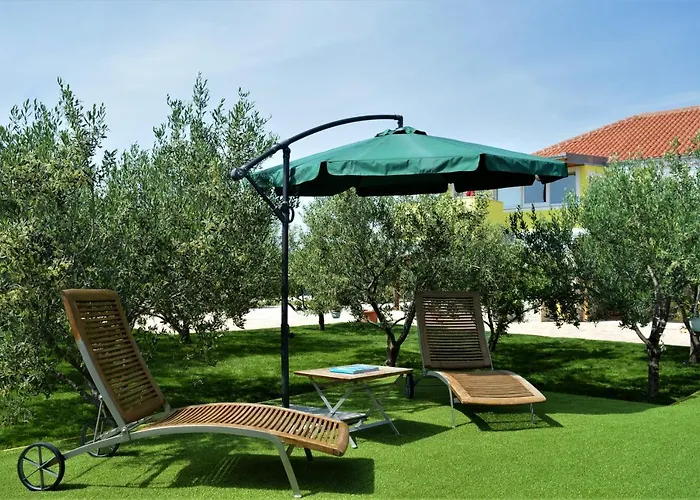 Luka Biograd - Lägenhet *