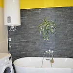 Luka Biograd -