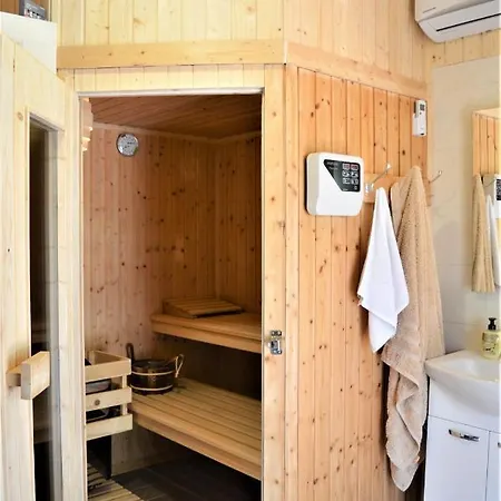 Luka Biograd - Apartman Benkovac