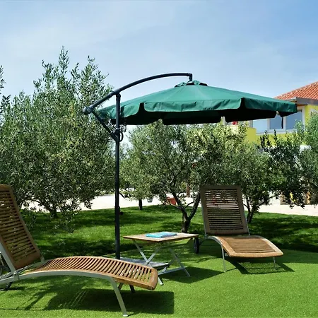 Luka Biograd - Apartman *