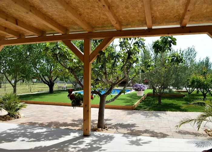 아파트 Luka Biograd -