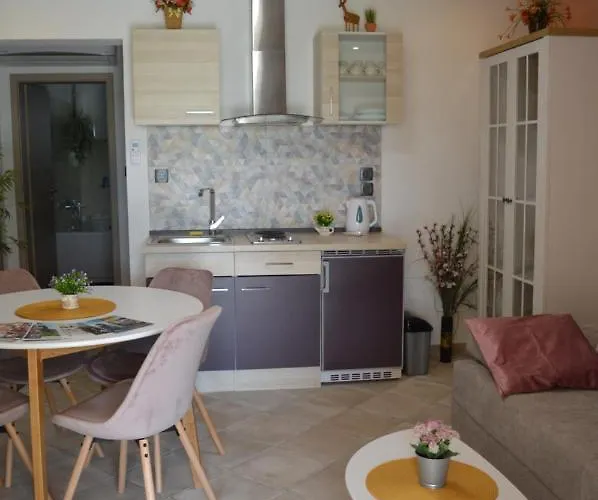 Luka Biograd - 아파트 벤코바츠