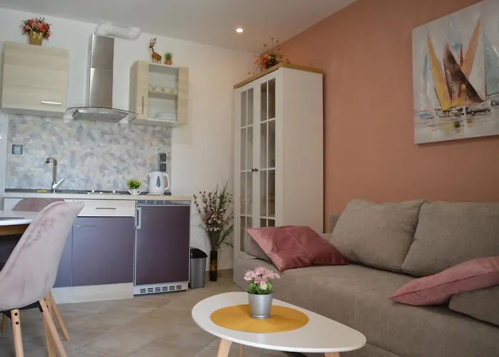 아파트 Luka Biograd - 벤코바츠